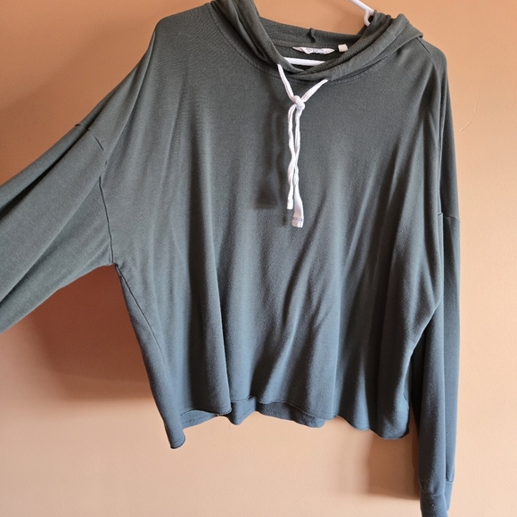 Candace Cameron Bure Olive Green Pullover Hoodie with Raw Hem, M 24.5" PTP - Picture 3 of 4